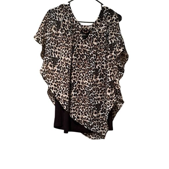 Leopard Print Women's Top - Picture 1 of 4
